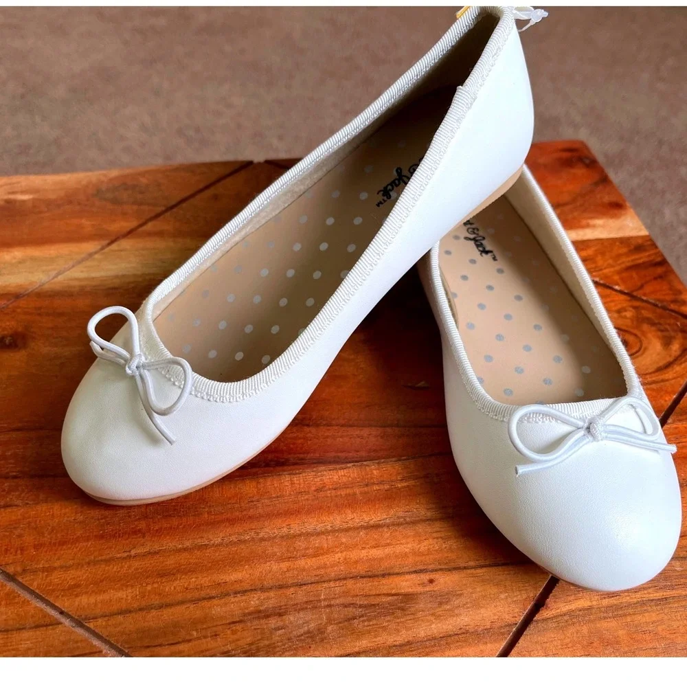 Cat & Jack Diana Kids White Ballet Flats Memory Foam Bow Shoes Size 13 NEW